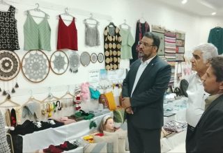 تأکید فرماندار سرخس بر حمایت از هنرمندان و رونق صنایع‌دستی شهرستان