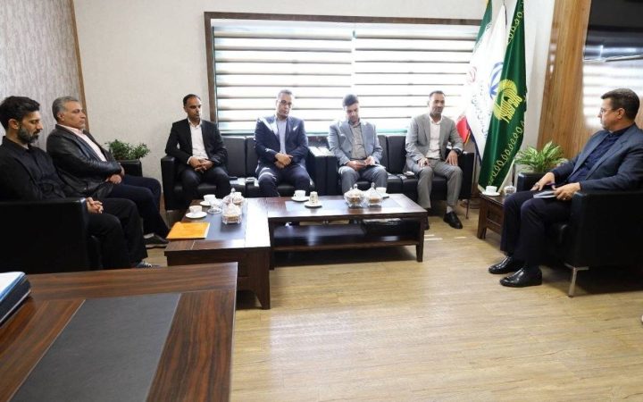 وضعیت تیم فوتبال اتحاد سرخس با حضور مدیرکل ورزش و جوانان خراسان رضوی بررسی شد