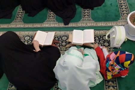 محفل انس با قرآن در مجتمع مسکونی شهید مهاجر| عکاس: سید مرتضی هاشمی