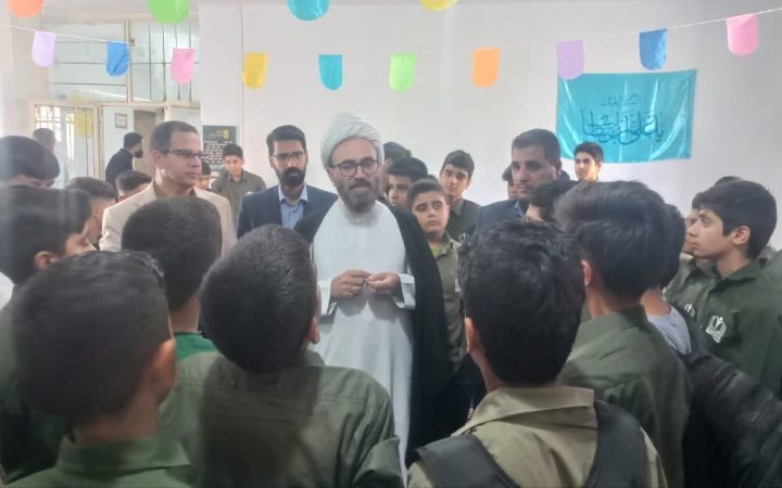 امام جمعه سرخس: نماز باید نخستین اولویت آموزش و پرورش باشد