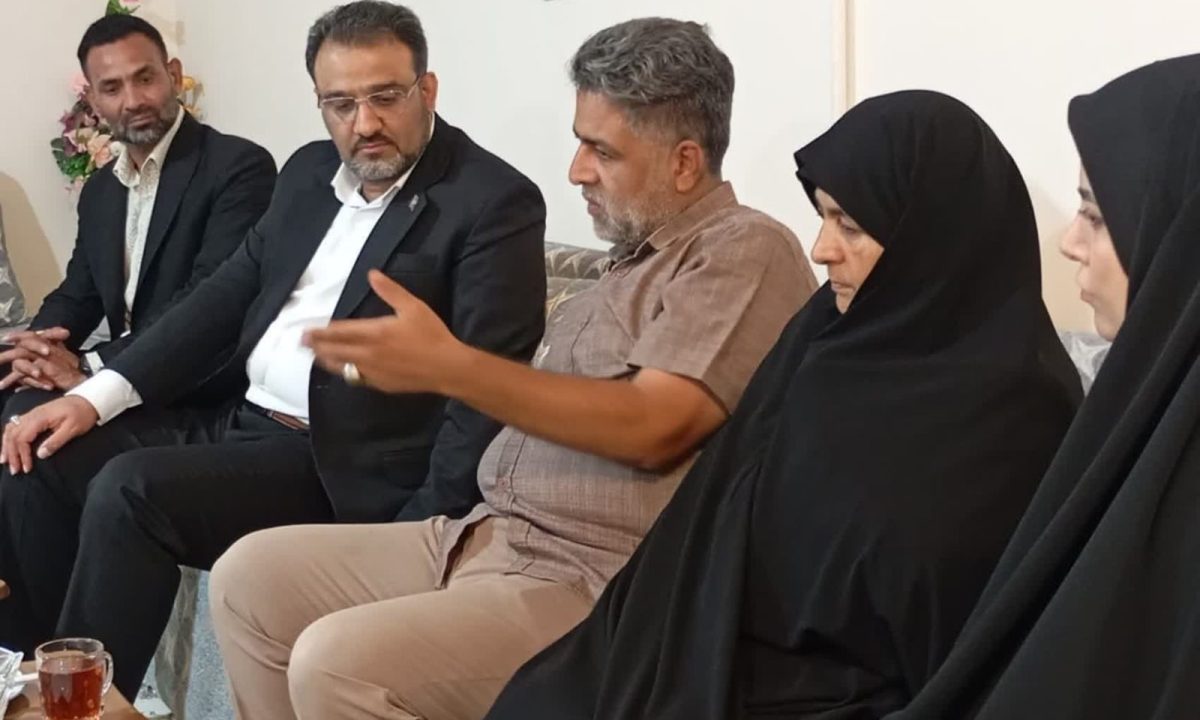 فرماندار سرخس: زنده نگه داشتن یاد شهدا، تداوم راه عزت و سربلندی کشور است