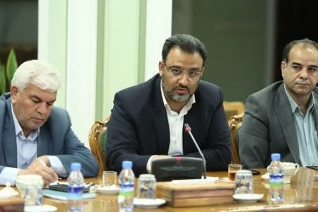 تأکید فرماندار سرخس بر ضرورت انسجام دستگاه‌های مرزی و بهسازی جاده سرخس ـ مشهد در نشست با استاندار خراسان رضوی