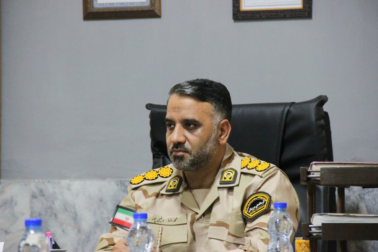 مرزبانان و مرزنشینان یک ید واحده برای پاسداری از ایران اسلامی هستند