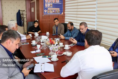 اولین نشست خبری مدیرعامل منطقه آزاد سرخس با خبرنگاران شهرستان
